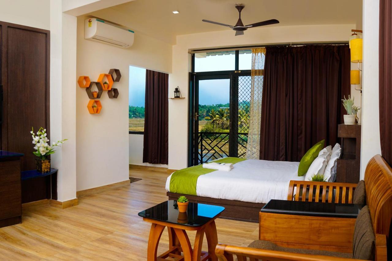 Paddyfield Inn Манантавади Экстерьер фото