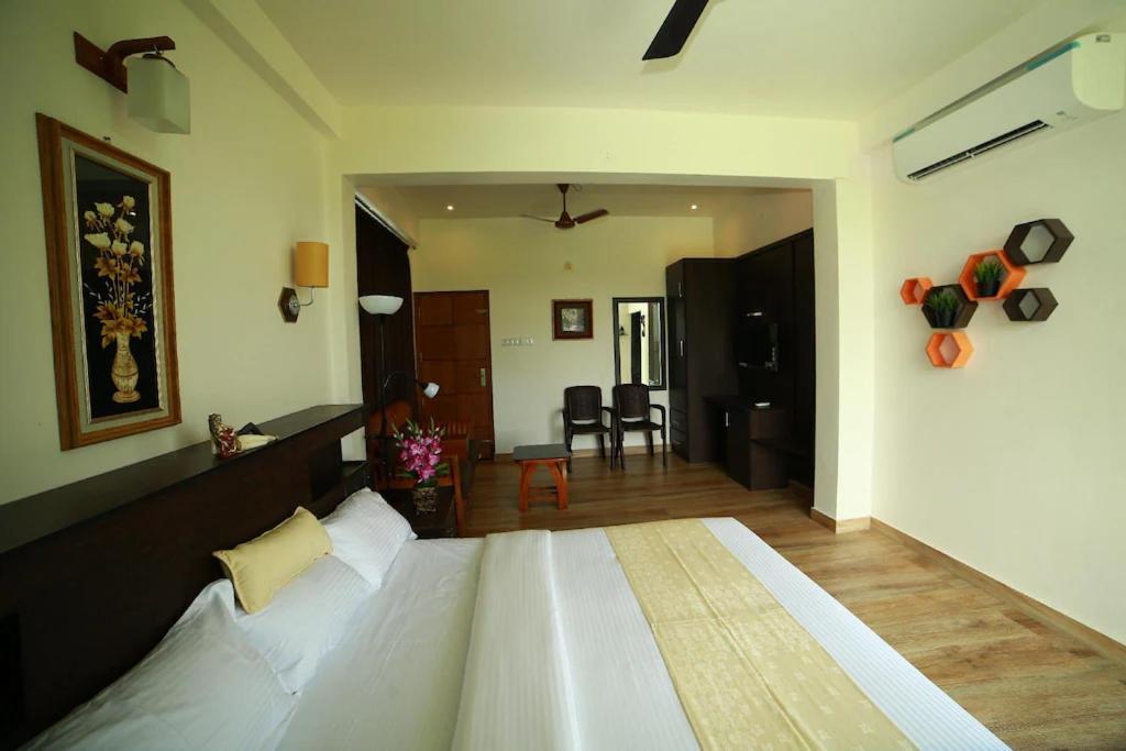 Paddyfield Inn Манантавади Экстерьер фото